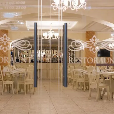 Hotel Mountain Lift 7 Boekovel